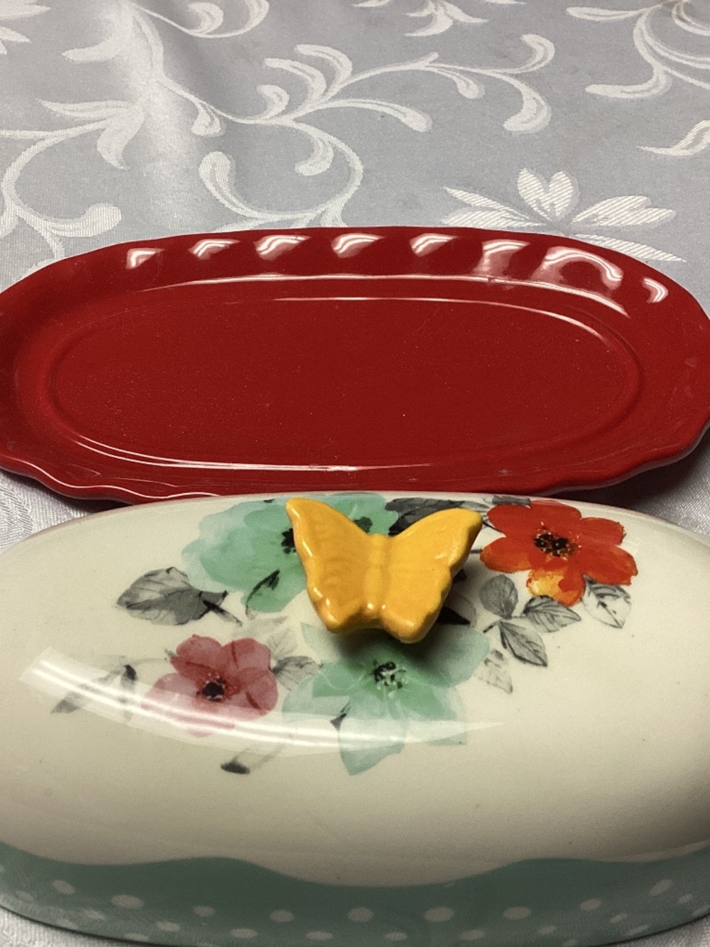 The Pioneer Woman Flea Market Floral 6.4" Butter Dish